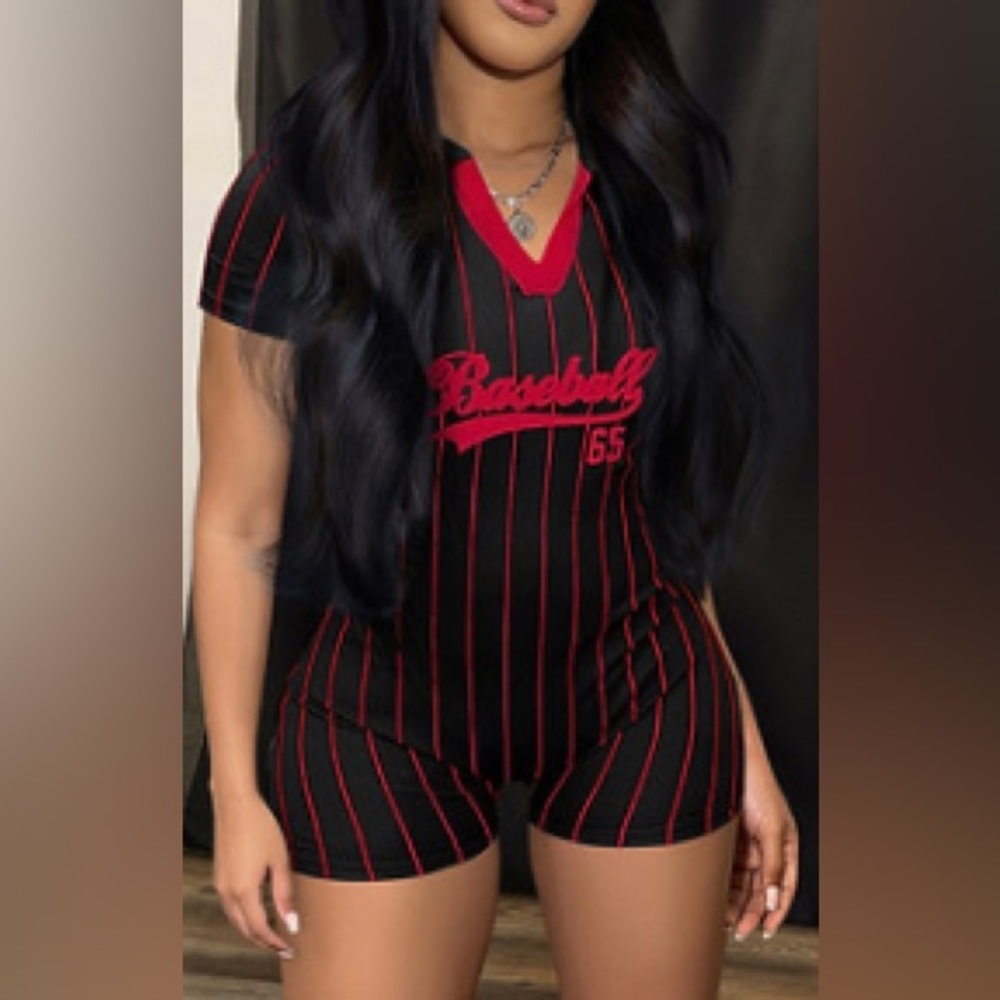 Lapel Neck Letter Print Stripped Black And Red Romper